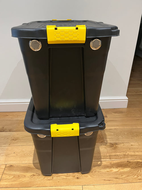 Dubia Roach/ Insect Enclosure